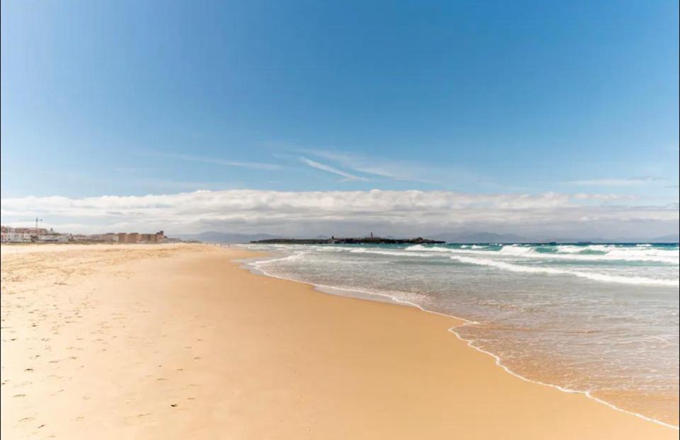Loft independiente a 150 mtrs de la playa+wifi Tarifa Buitenkant foto