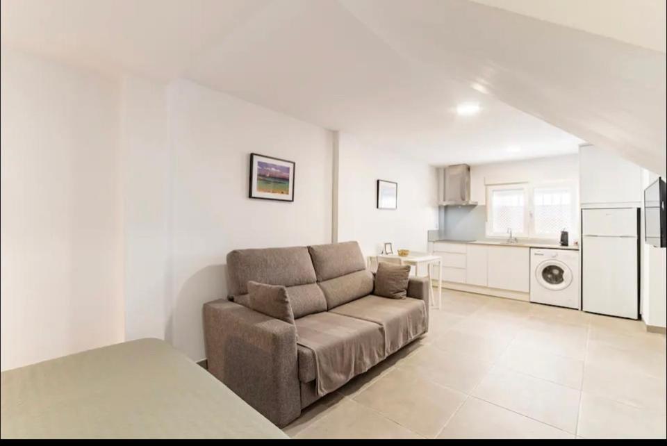 Loft independiente a 150 mtrs de la playa+wifi Tarifa Buitenkant foto